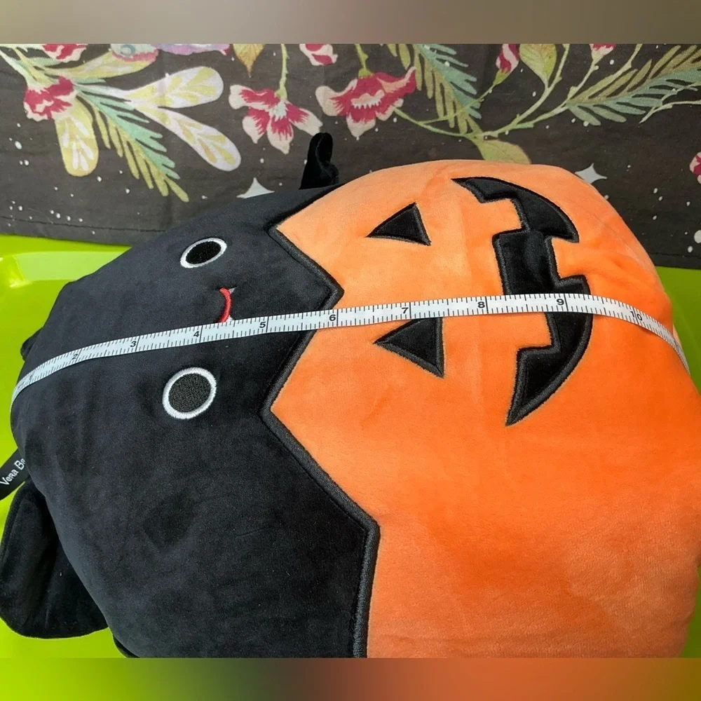 Squishmallows Halloween Plush Tote Emily the bat in a jack-o’-lantern NWT